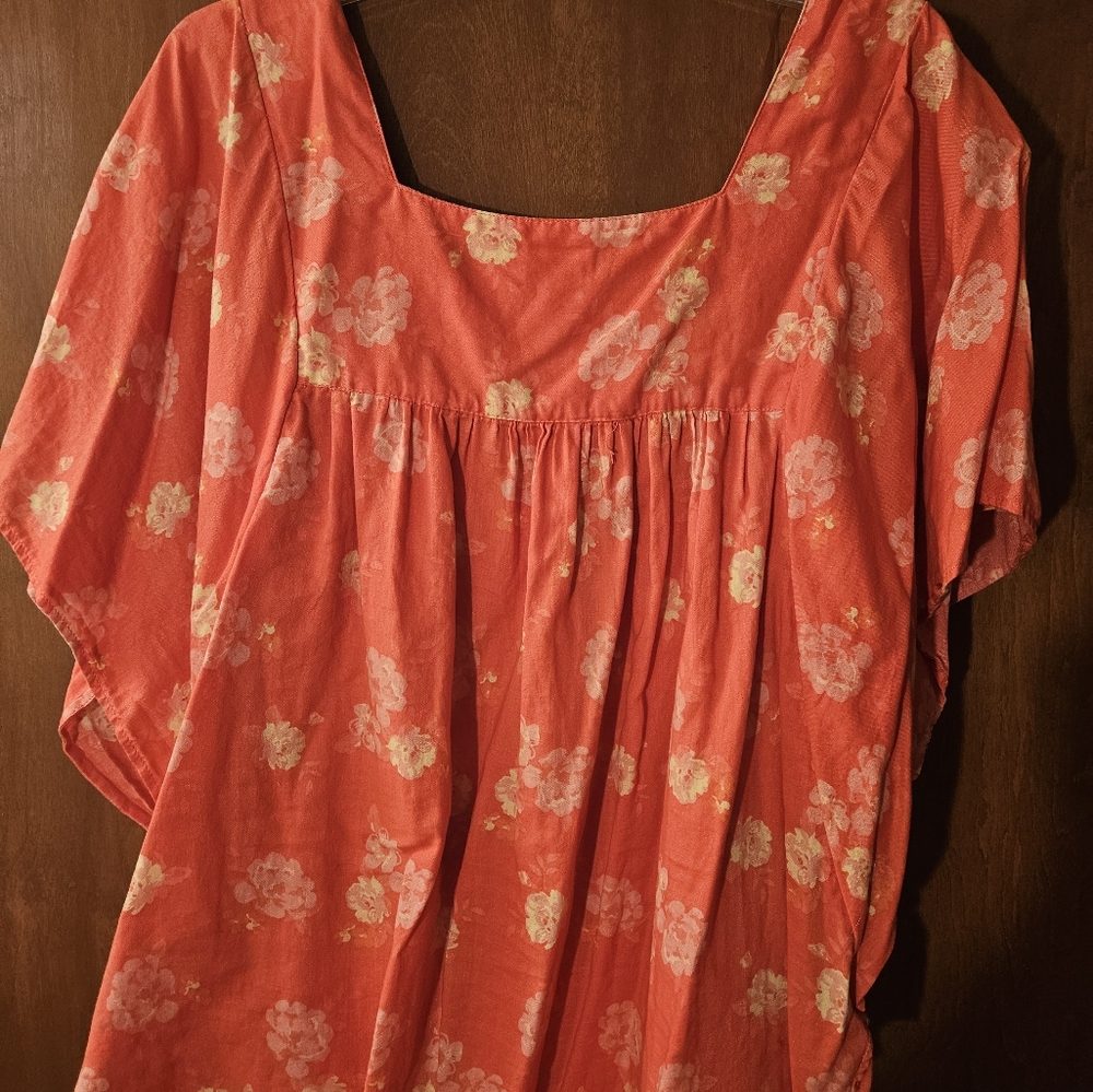 Flowy Top - Picture 3 of 3